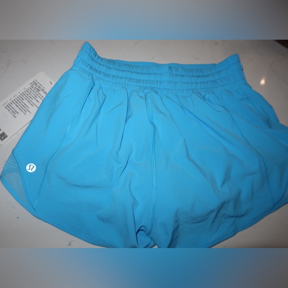 lululemon athletica Hotty Hot HR Shorts 2.5” Lined Kayak Blue (KYBL)